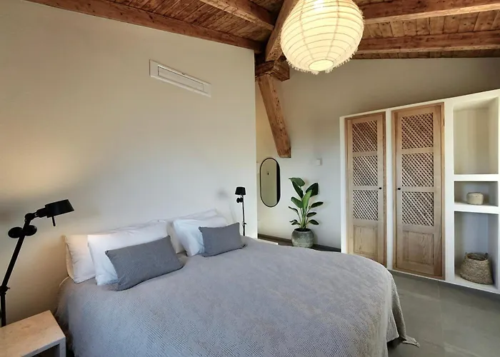 Soul Valley All-in Boutique With Yoga & Wellness * Maracalagonis